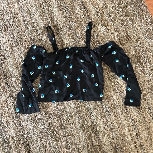 NWT! Urban Outfitters Black and Flower Crop Top! - Picture 2 of 5